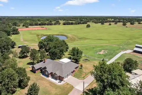 Great Property in a Peaceful Setting