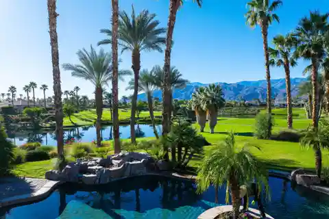 Indoor-Outdoor Desert Elegance with Private Casita