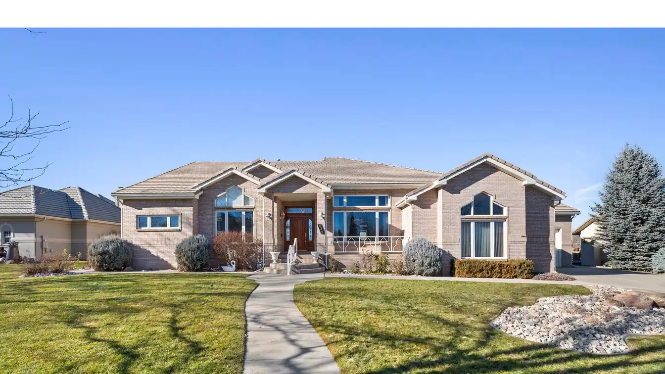 World-class Custom Home on the Mariana Butte Golf Course
