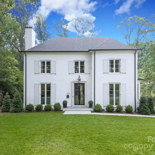 EXCEPTIONAL HOME IN THE HEART OF COTSWOLD