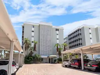 Siesta Key Beachfront Gem