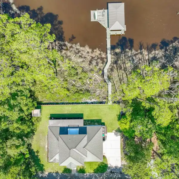 STUNNING BAYOU-FRONT RESIDENCE