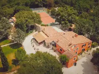 Historic Vineyard Estate