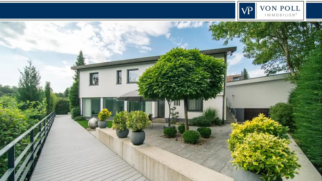 Stylish Villa with Panoramic Views