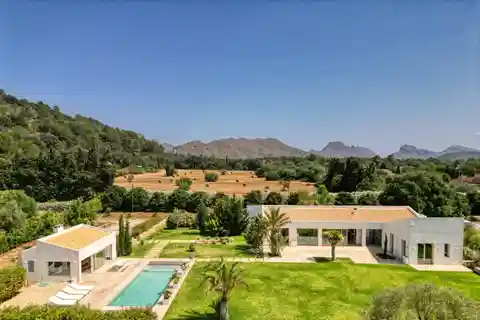 Modern Country House with Open Views