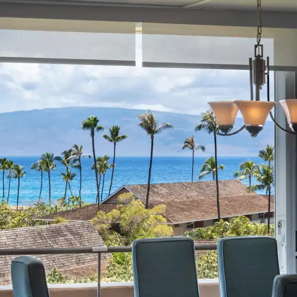 TOP-FLOOR PENTHOUSE IN THE ALOHA TOWER AT MAUI KAANAPALI VILLAS RESORT
