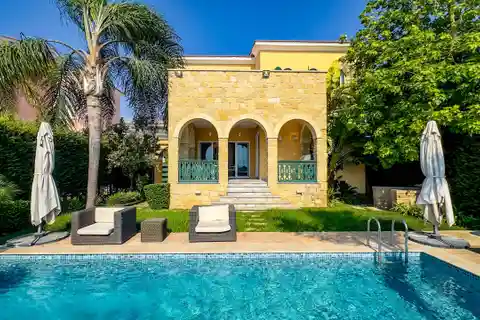 Unparalleled Waterfront Luxury