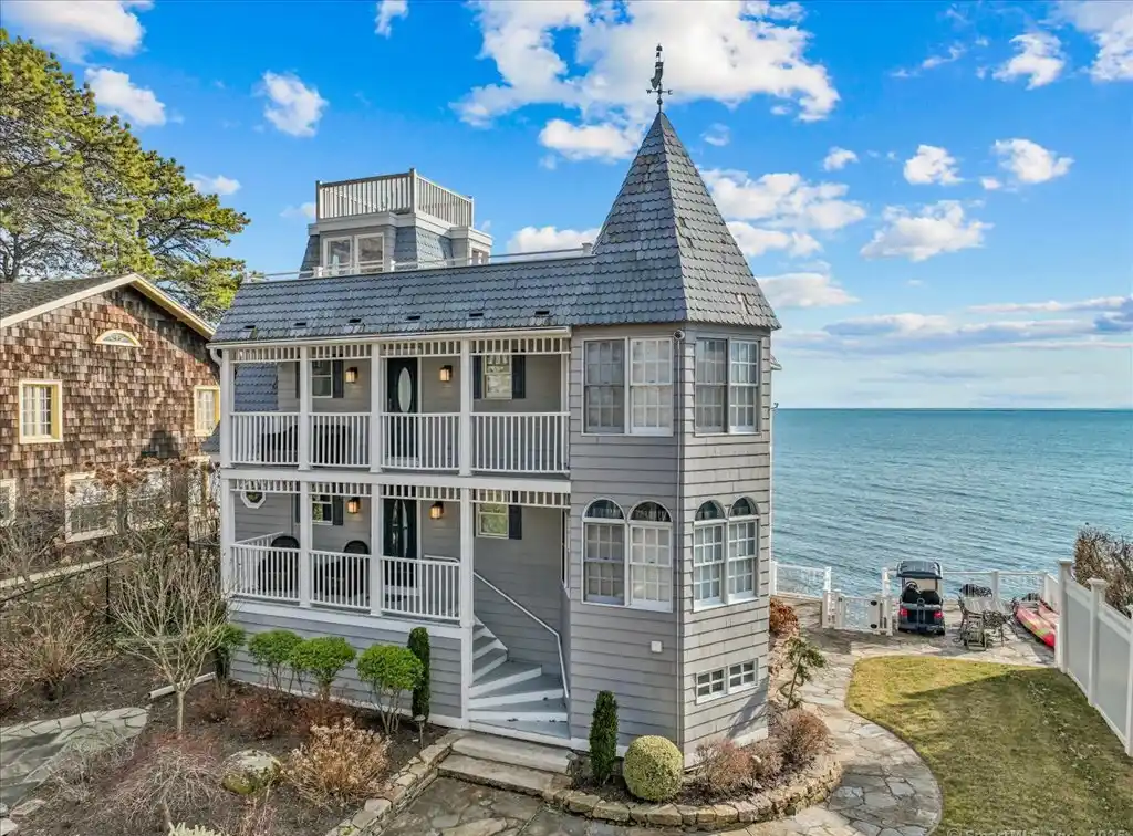 Spectacular Waterfront Estate