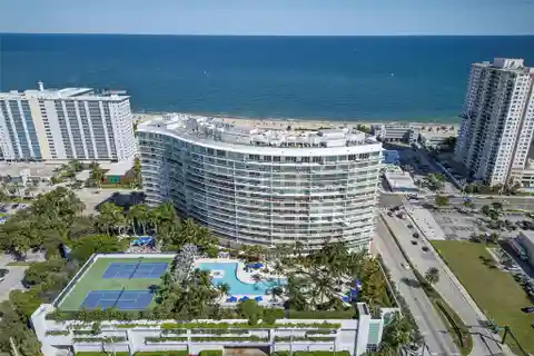 Incredible Condo in the Very Heart of Pompano Beach