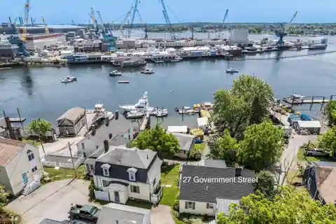 Cape Style Home in the Historic Wallingford Square District