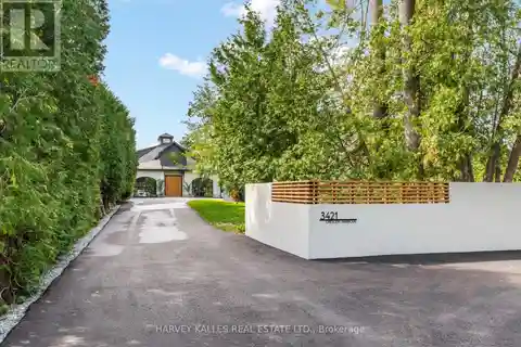 Rare Architectural Luxury Waterfront Residence