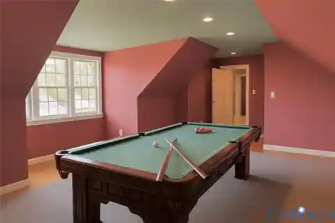 All-Brick Kinloch Beauty with Sunroom Serenity