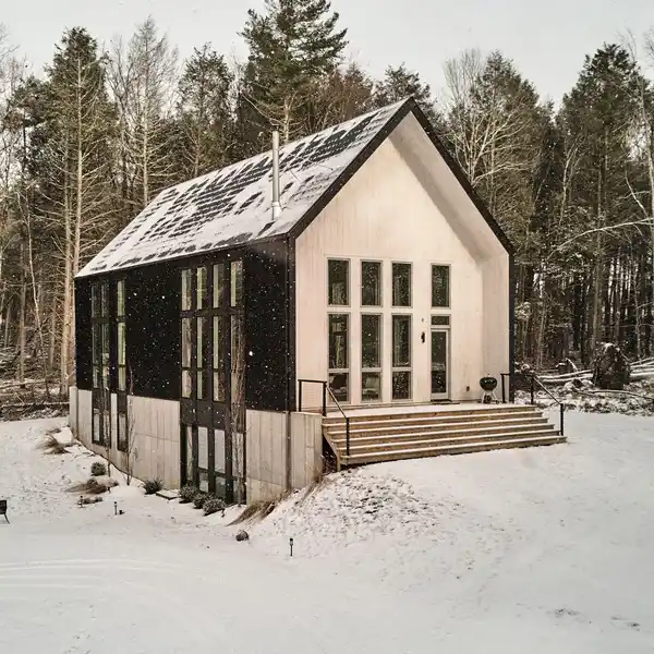 PERRY POND HOUSE