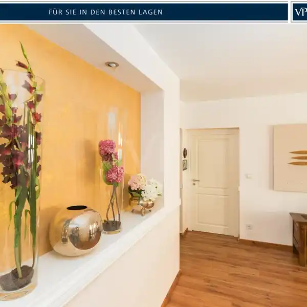 ELEGANT PROPERTY ON THE OUTSKIRTS OF THE CITY WITH MODERN AMENITIES AND WINTER GARDEN