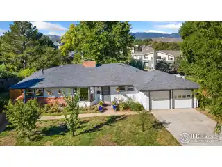 Beautiful Residence in Desirable Fort Collins Neighborhood