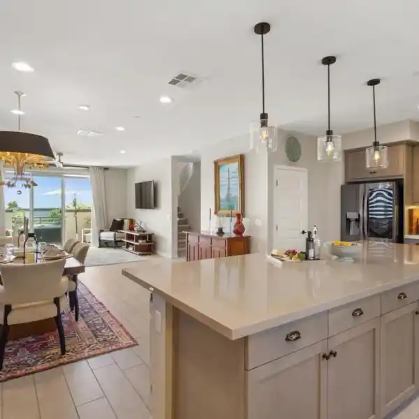 DESIGNER TOWNHOME STEPS FROM BRESSI SQUARE