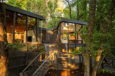 Iconic Mid-Century Home