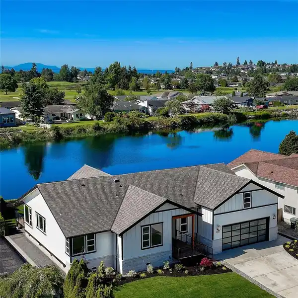 BRAND NEW LAKEFRONT BIRCH BAY VILLAGE STUNNER