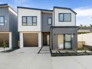 Sophisticated Brand-New Home in a Sought-After Location