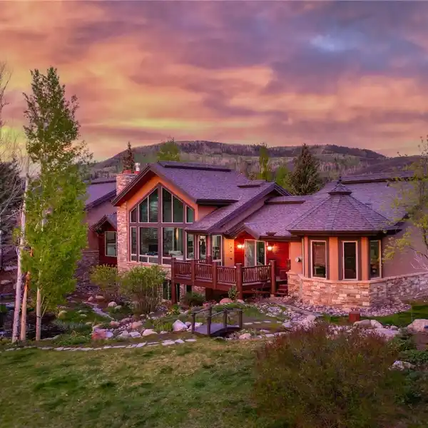 DREAM RETREAT JUST OUTSIDE STEAMBOAT SPRINGS