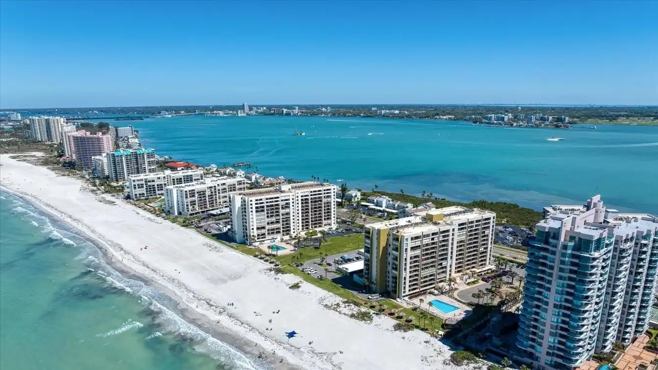 Exquisite Gulf-front Condo