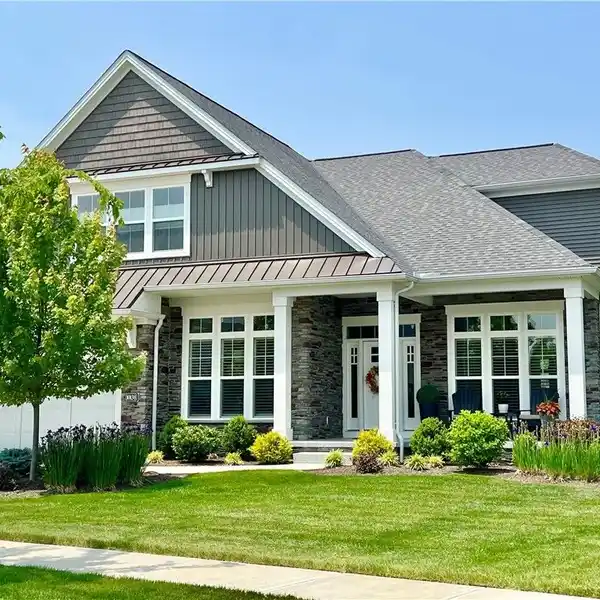 MAINTENANCE-FREE LIVING IN THE VILLAGE OF BRECKSVILLE