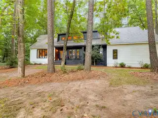 Elegant Retreat with Striking Architectural Details