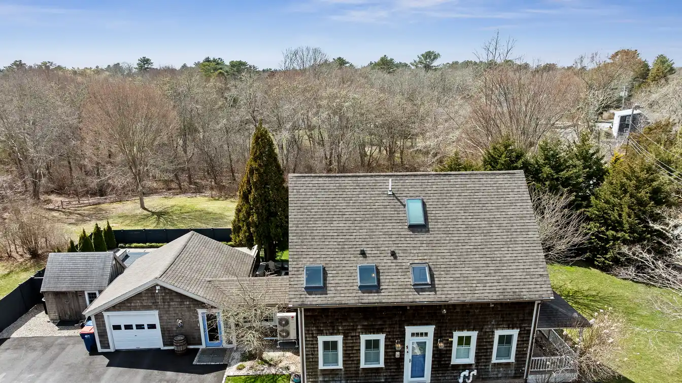 Architecturally-inspired Farmhouse