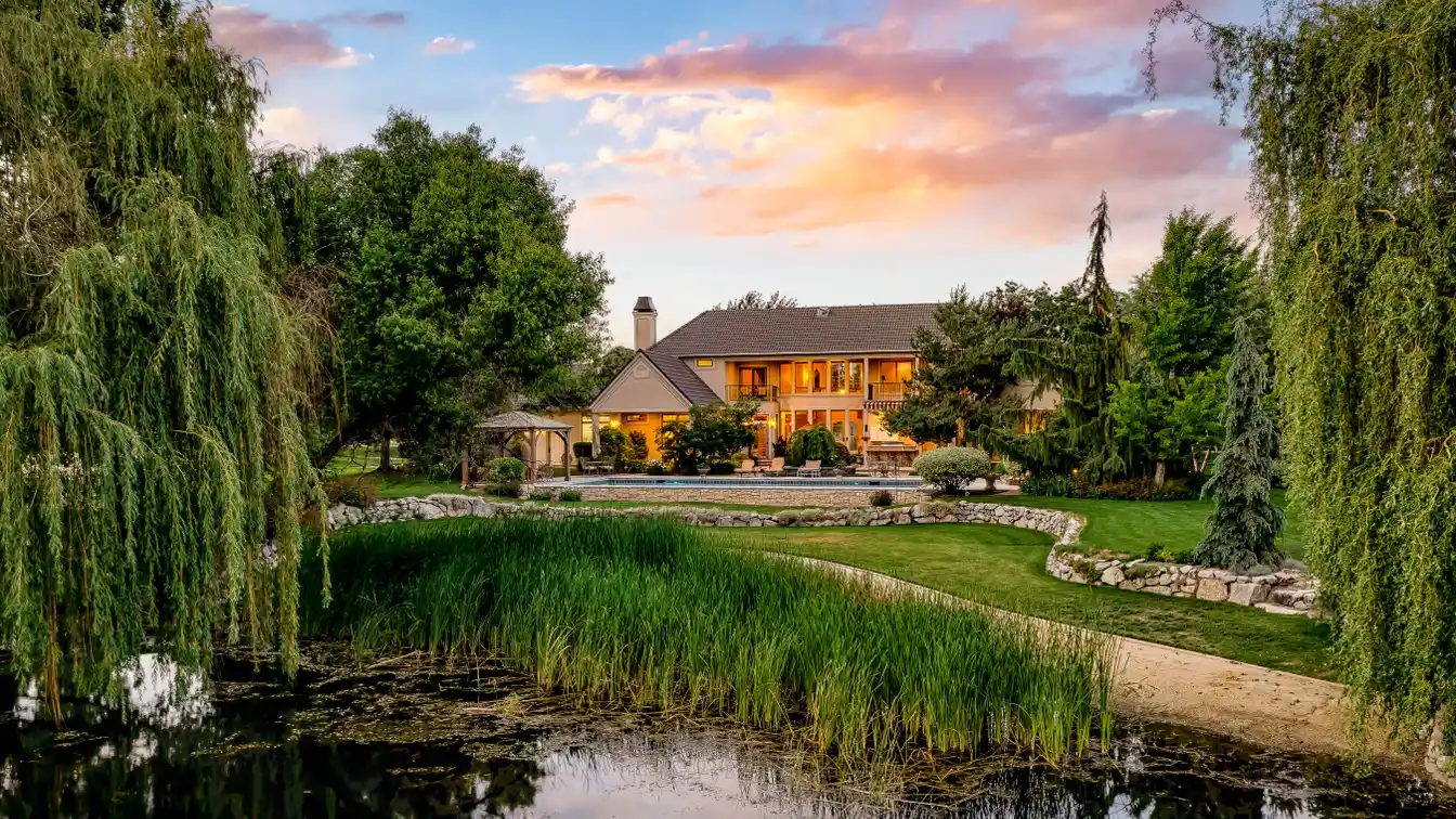 Five-acre Equestrian Estate in Eagle