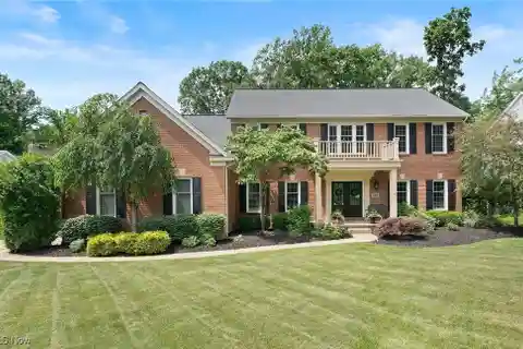 Gorgeous Colonial in Desirable Ashbrooke