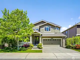 Heritage Estates Elegance with Vaulted Ceilings