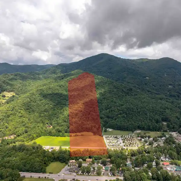 GREAT LAND OPPORTUNITY IN MAGGIE VALLEY