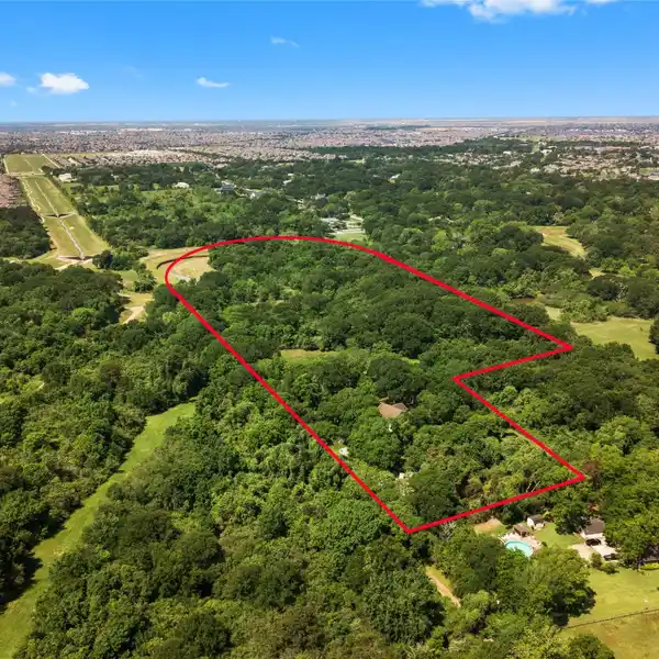 SERENE 17-ACRE WOODED PROPERTY