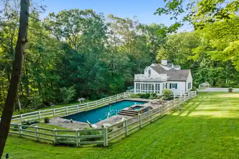 Thoughtfully Renovated 1936 Colonial Farmhouse
