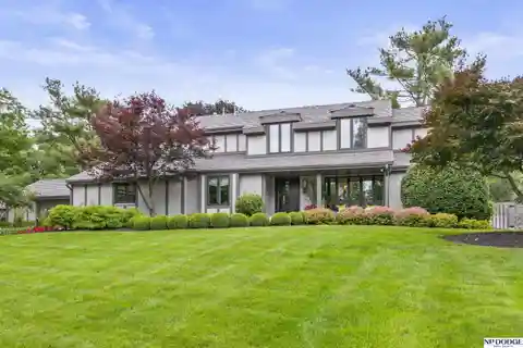 Classic Elegance Meets Modern Upgrades Perfectly