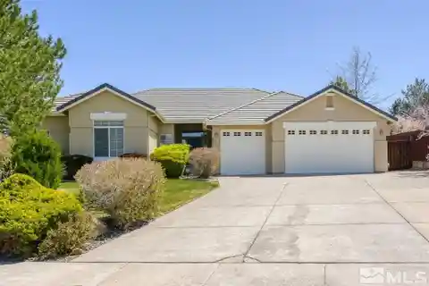 Move-in Ready Single-level Home