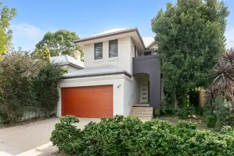 Designer Coastal Living Steps from Cottesloe Beach