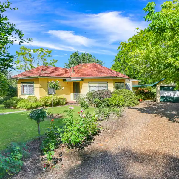 EXPANSIVE ACREAGE OFFERING ENDLESS LIFESTYLE POTENTIAL