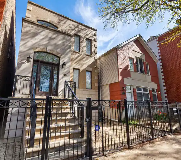 GORGEOUS VERSATILE PROPERTY