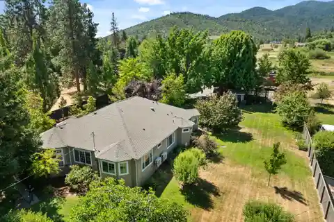 Exquisite 3.4-Acre Estate