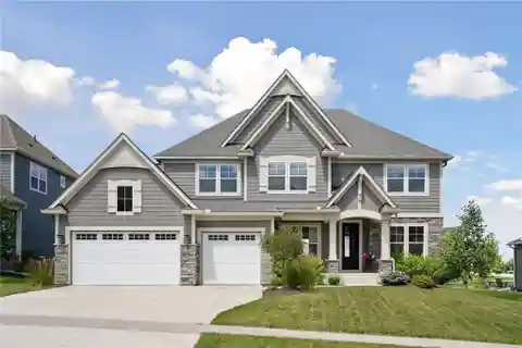 Exceptional Home in the Ridge at Elm Creek