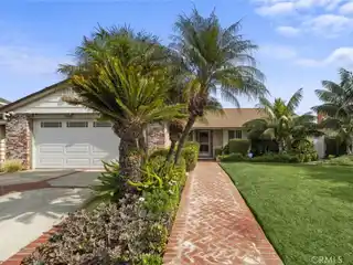 Absolutely Stunning Ranch-Style Stratford Home