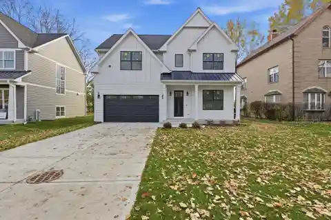 Luxury Finishes with Premiere Amenities