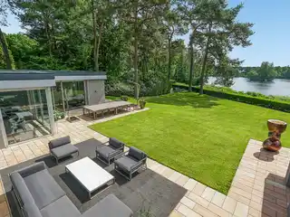 Stylish Contemporary Bungalow