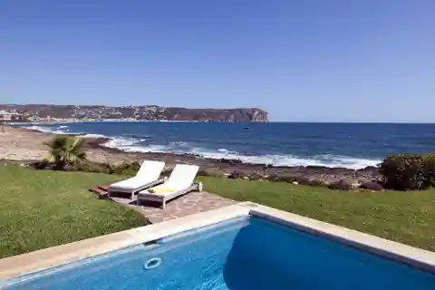 Fantastic Sea-View Villa