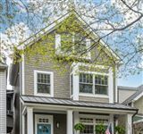 FABULOUS EAST LINCOLN PARK LOCALE