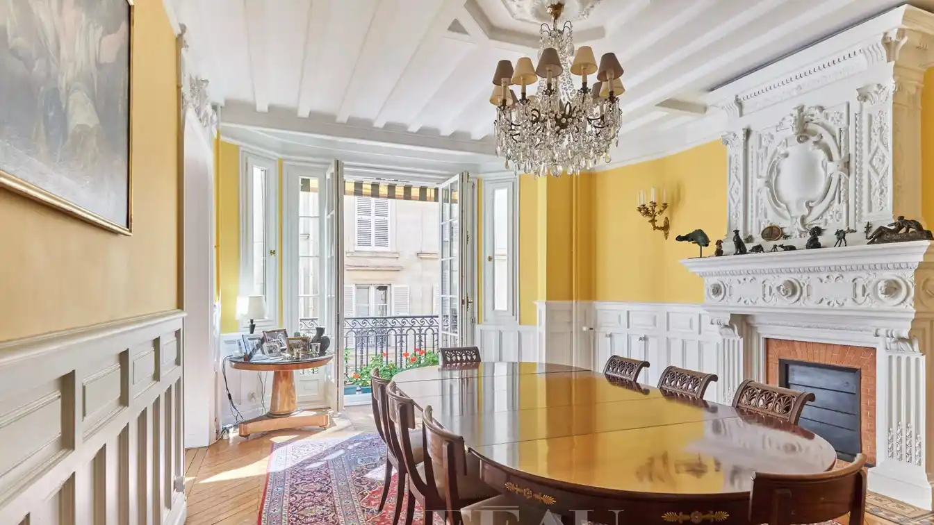 Elegant Seven-room Paris Apartment