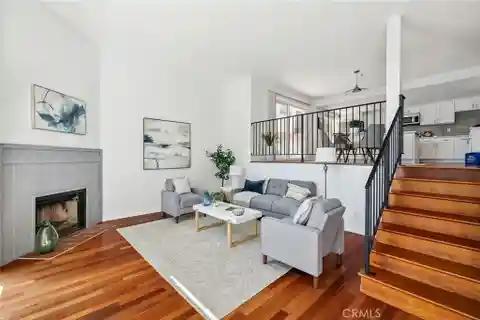 Amazing Townhome Near All Amenities