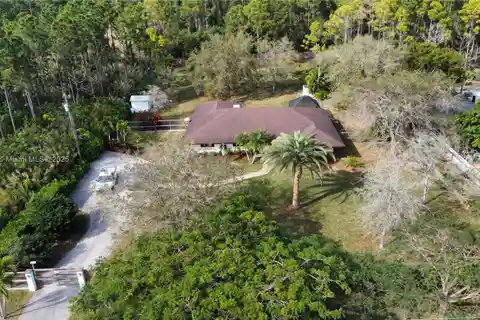 Beautiful Country Home in South Redland