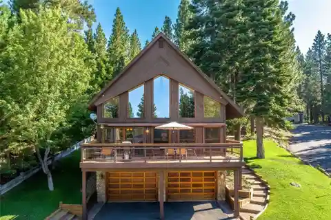 Beautifully Updated Mountain Home